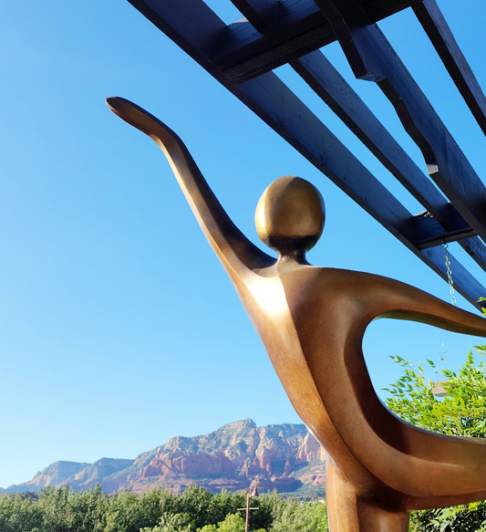 Alone as Divine: Travelling through Flow